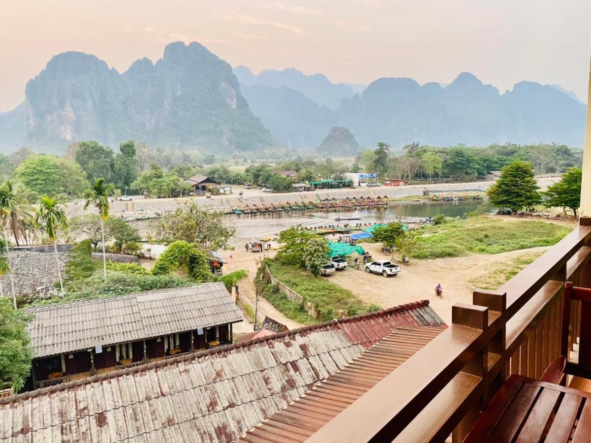 Hana Riverside Hotel Vang Vieng Esterno foto